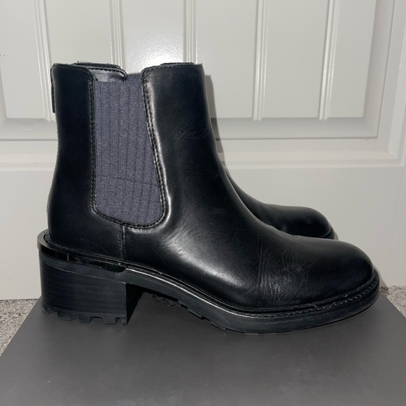 Vince Camuto Black bootie Preowned/Seminew - Picture 4 of 6